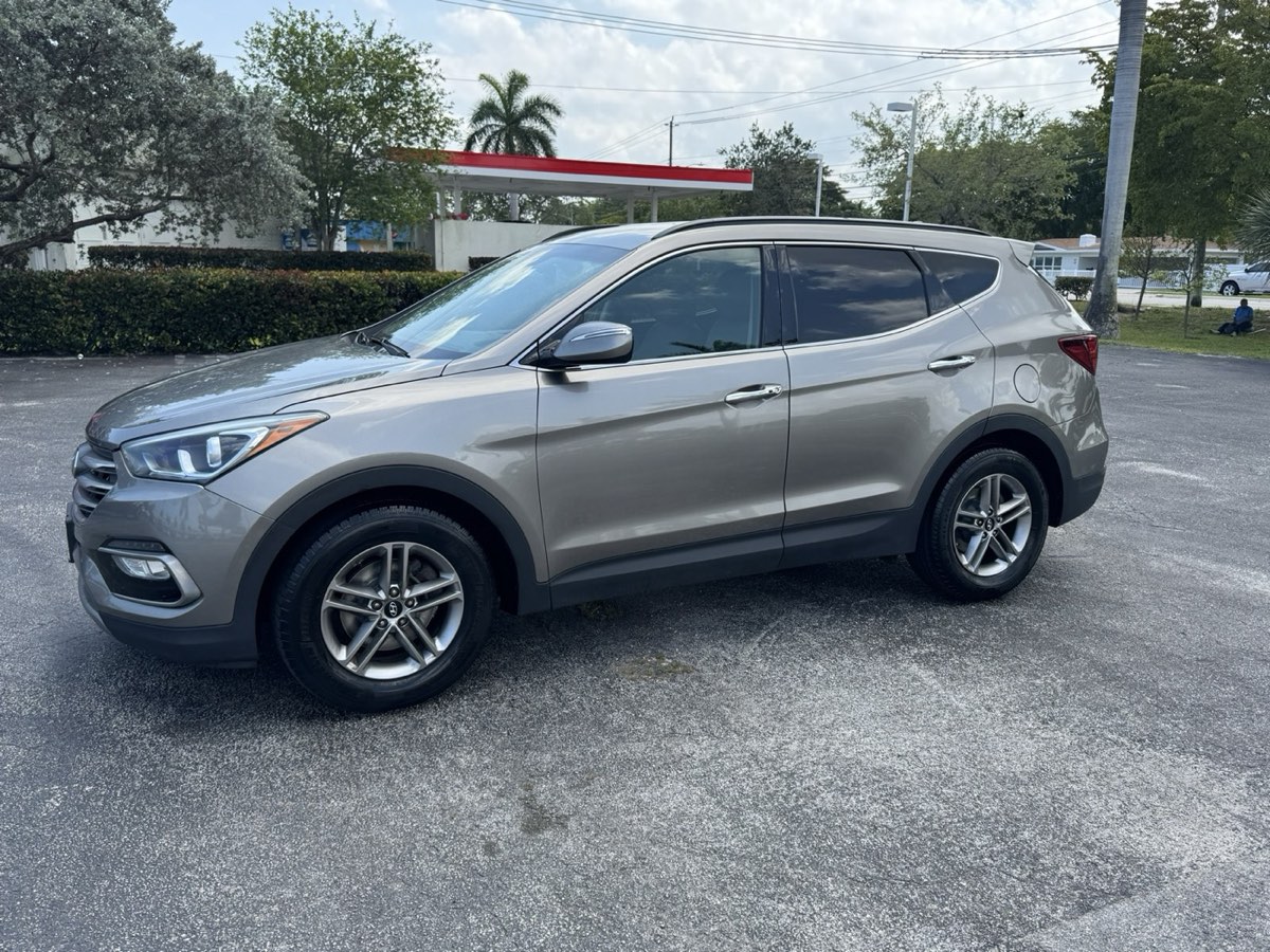 2018 Hyundai Santa Fe Sport view 3