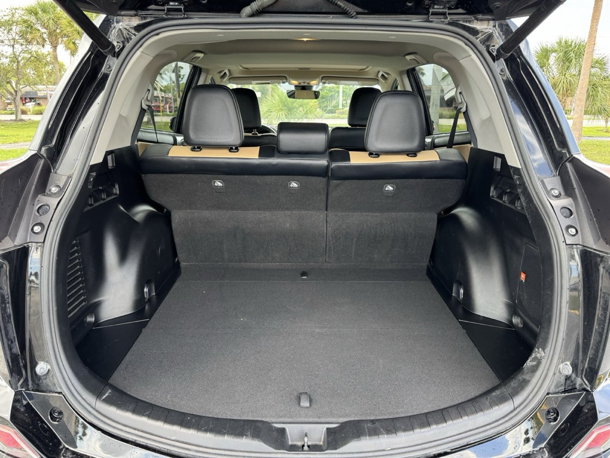 2018 Toyota RAV4 view 6