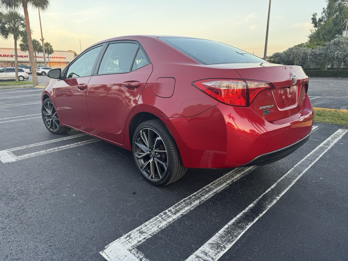 2019 Toyota Corolla view 5