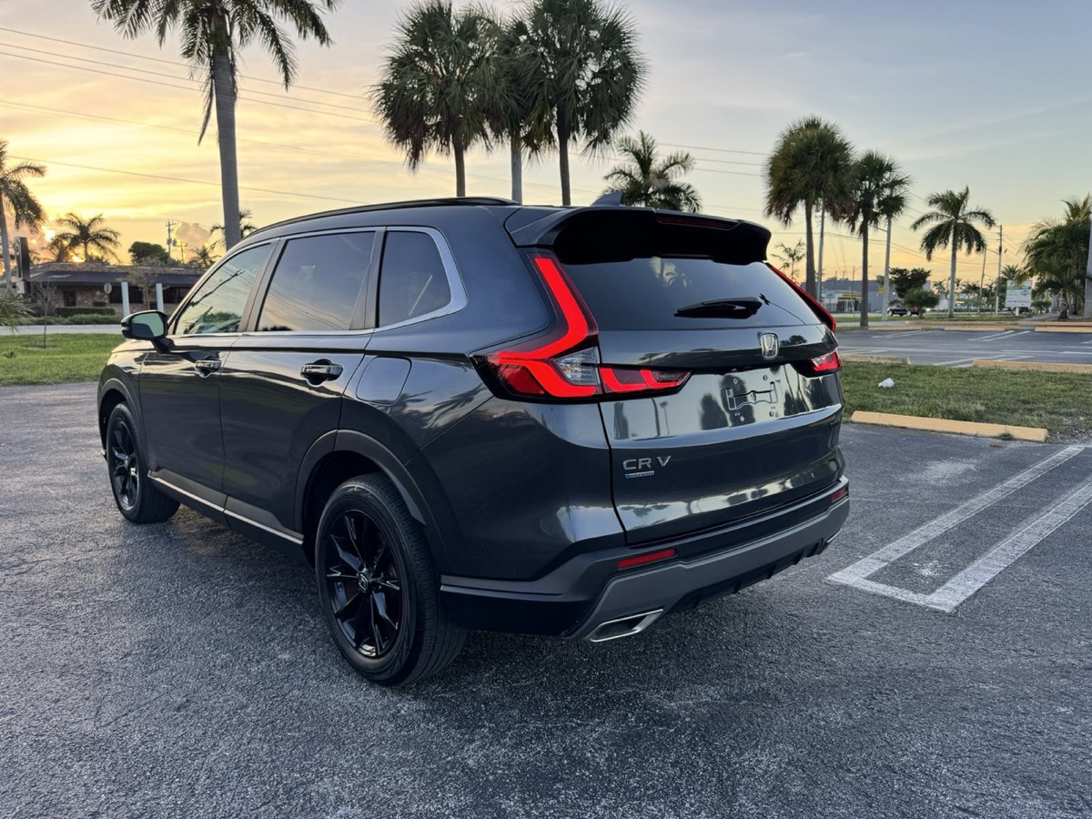 2023 Honda CR-V view 8